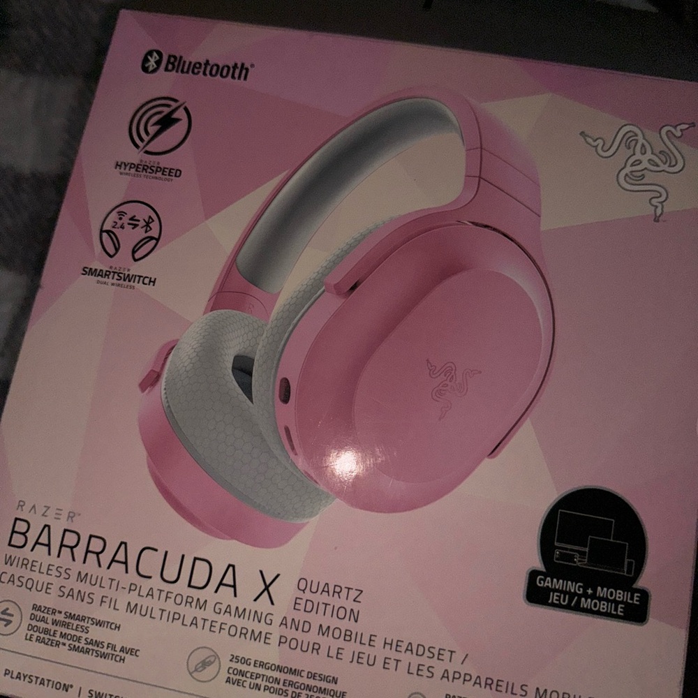 Razer barracuda X pink gaming and mobile headphones